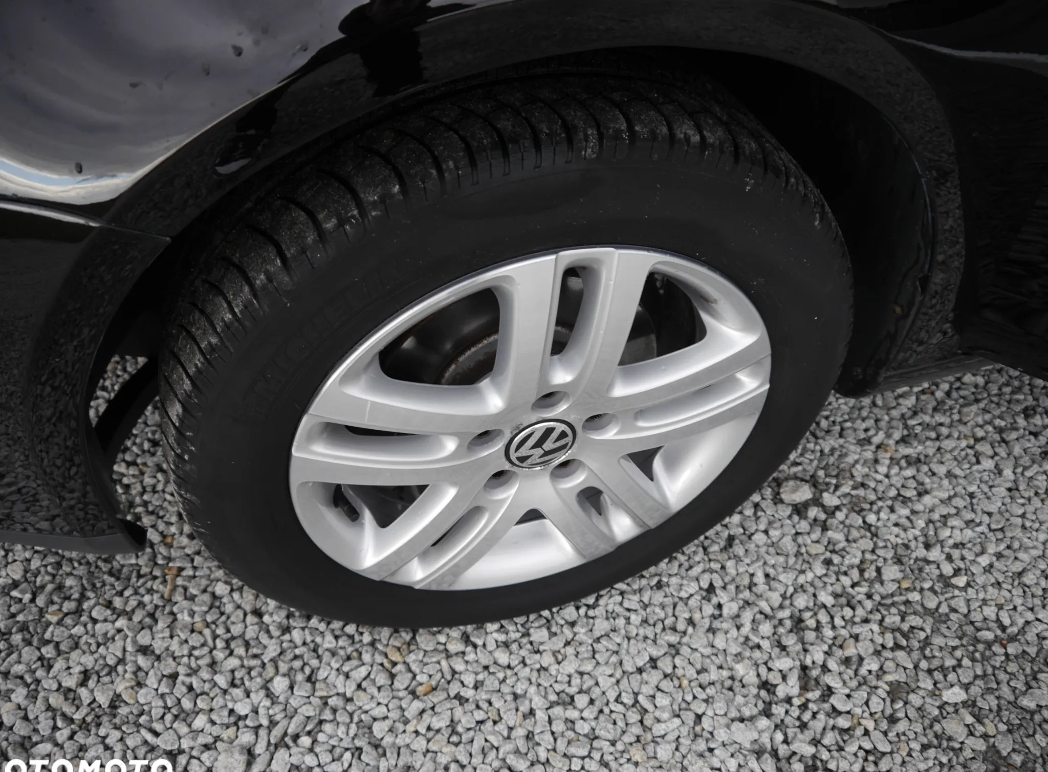 Volkswagen Golf cena 15700 przebieg: 244033, rok produkcji 2008 z Serock małe 277